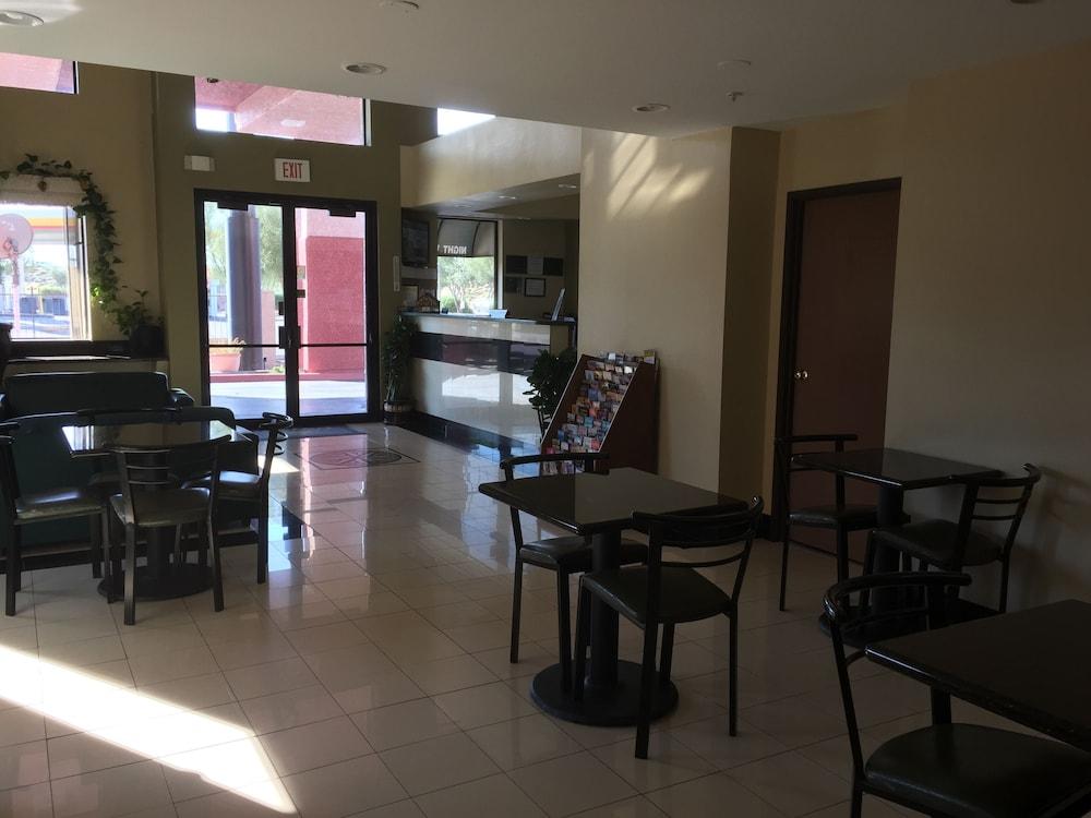 Days Inn By Wyndham Tucson Airport Exterior photo